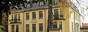 JAK-bank.jpg